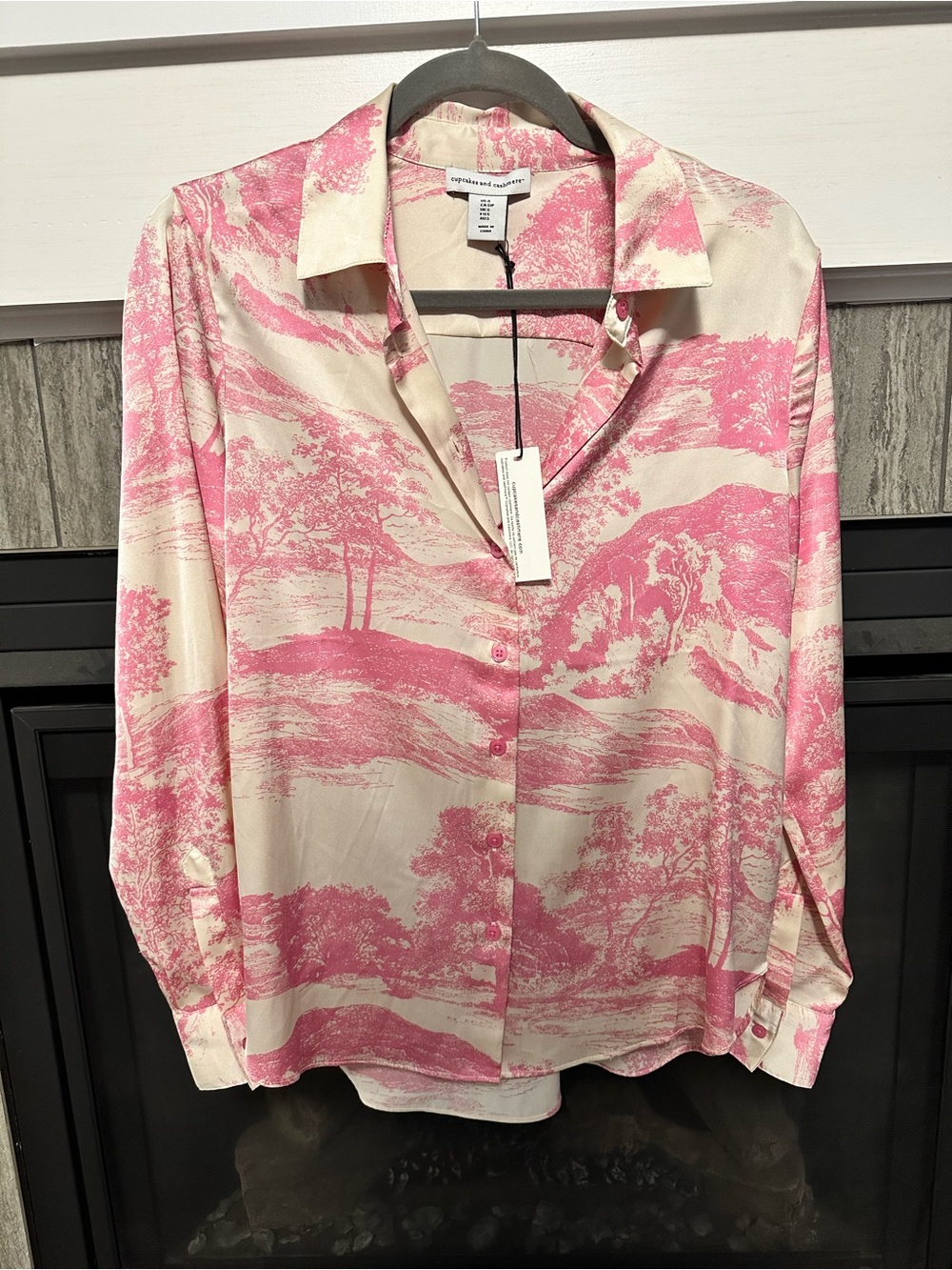 Cupcakes and Cashmere button down top